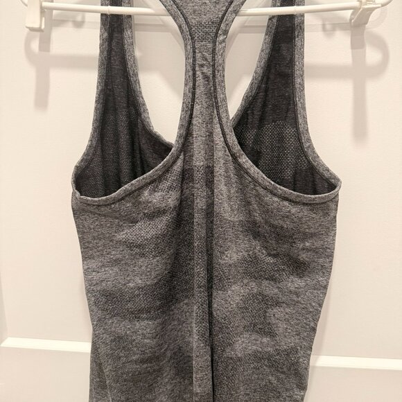 New Balance | Athletic tank | Grey | Size XL - Picture 2 of 3